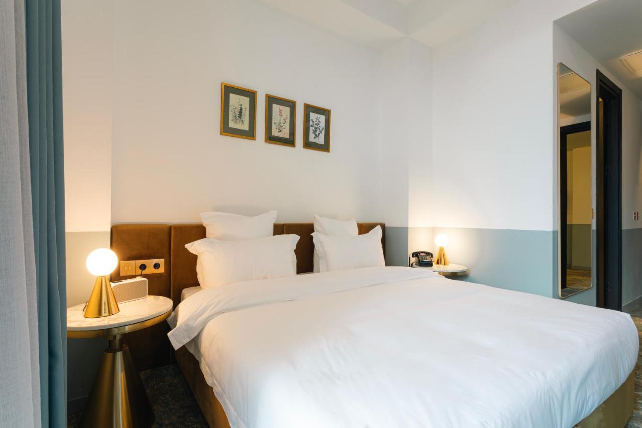 טביליסי Castor & Pollux Hotel מראה חיצוני תמונה