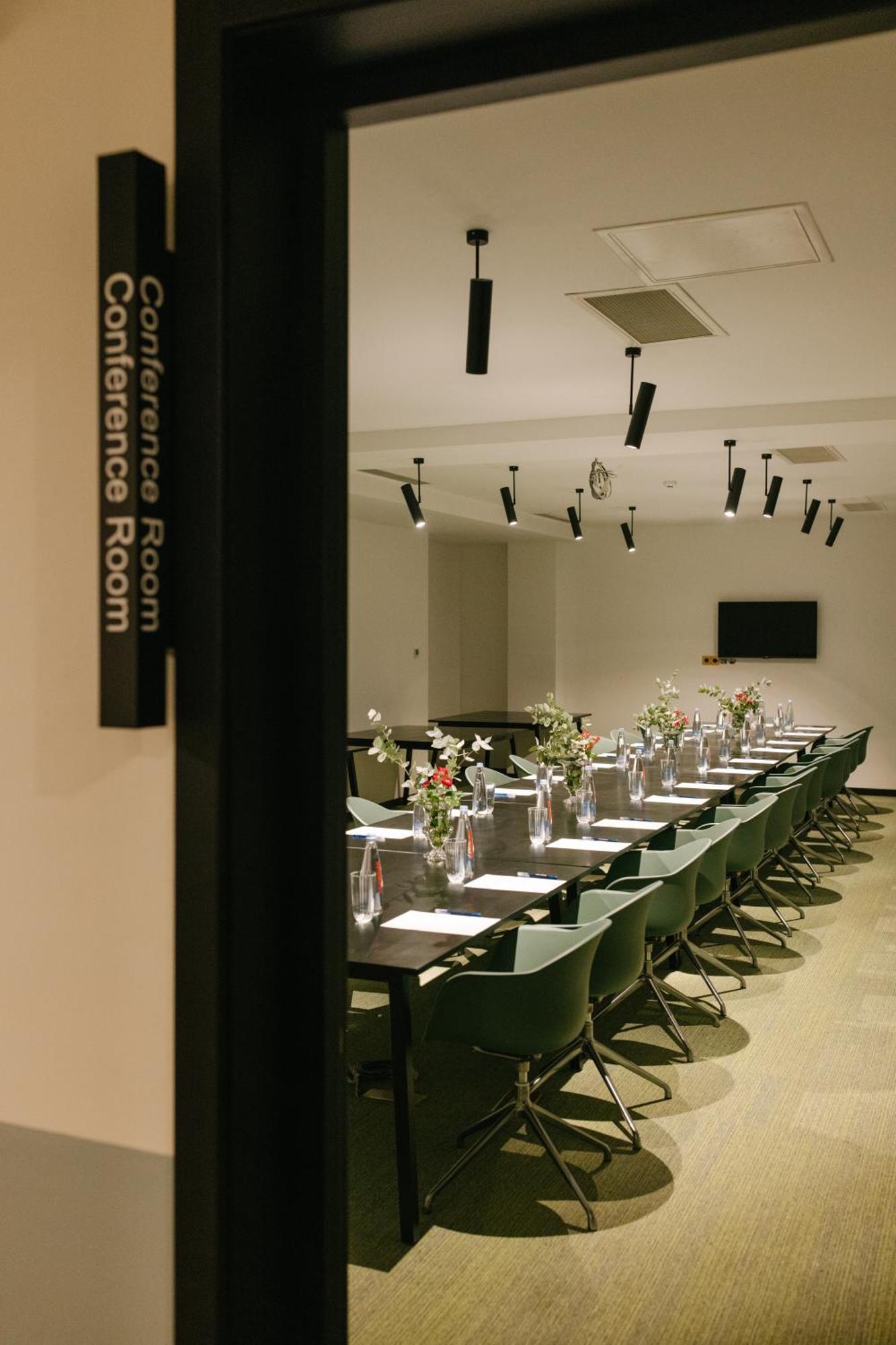 טביליסי Castor & Pollux Hotel מראה חיצוני תמונה