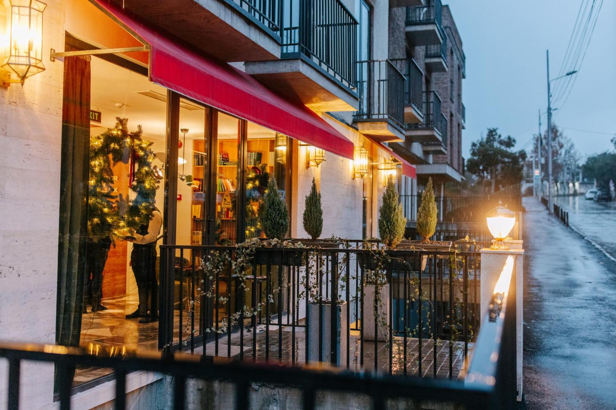 טביליסי Castor & Pollux Hotel מראה חיצוני תמונה