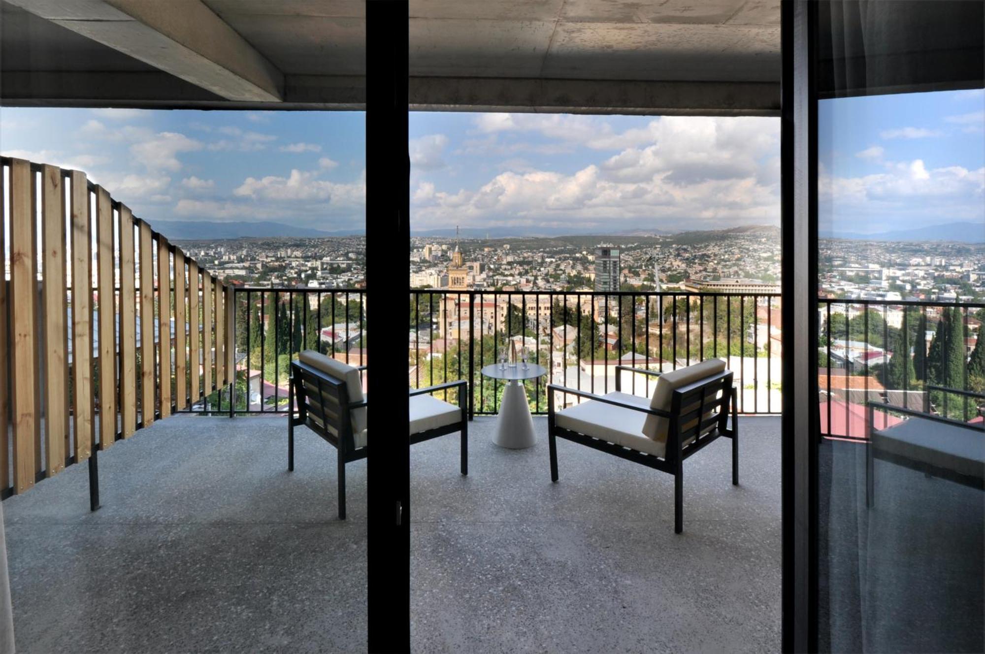 טביליסי Castor & Pollux Hotel מראה חיצוני תמונה